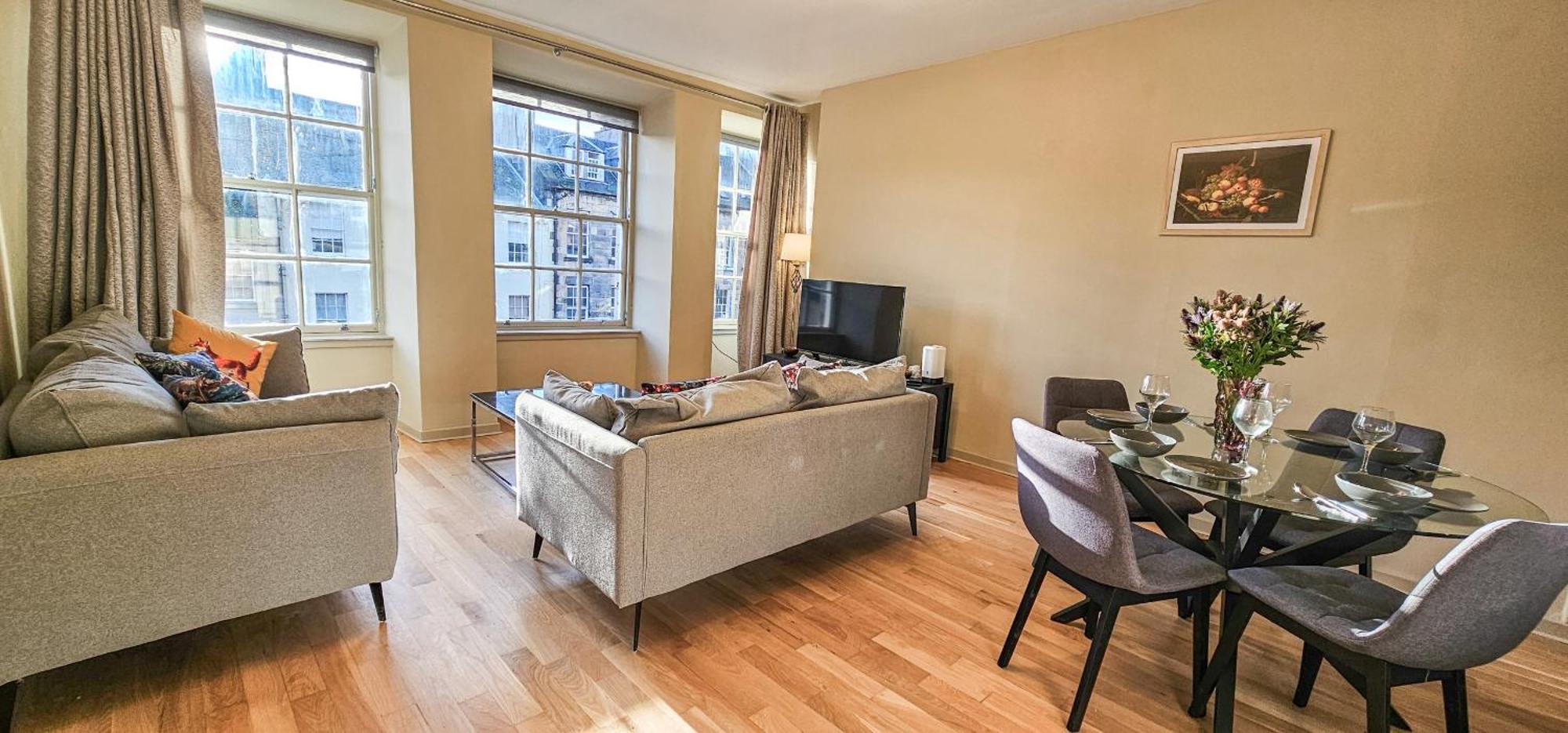 Royal Mile - Bright 2 Bedroom Apartment Эдинбург Экстерьер фото