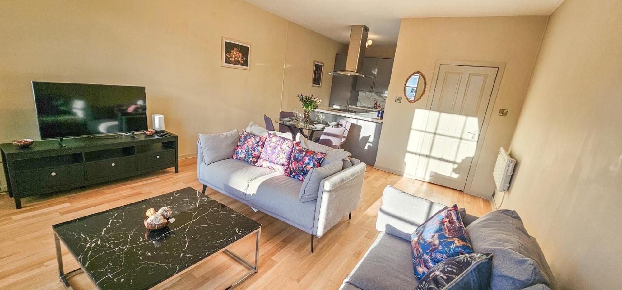 Royal Mile - Bright 2 Bedroom Apartment Эдинбург Экстерьер фото